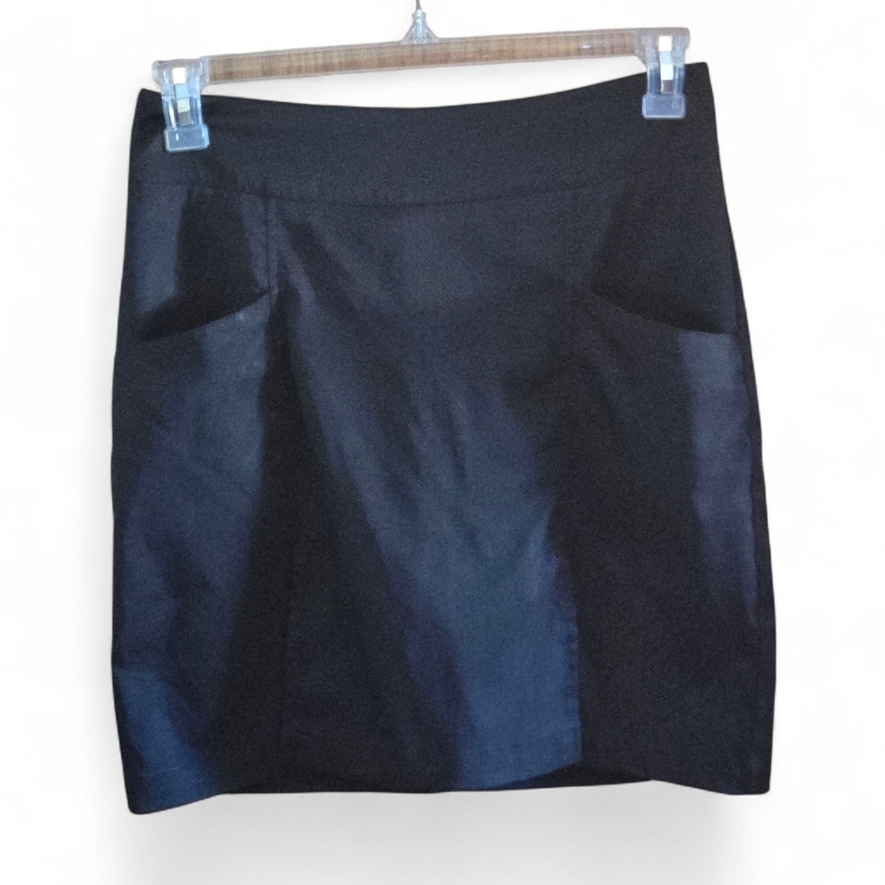 Antigua Desert Dry Women's 4 Black Active Golf Skort Skirt Built in Shorts 3 pkt